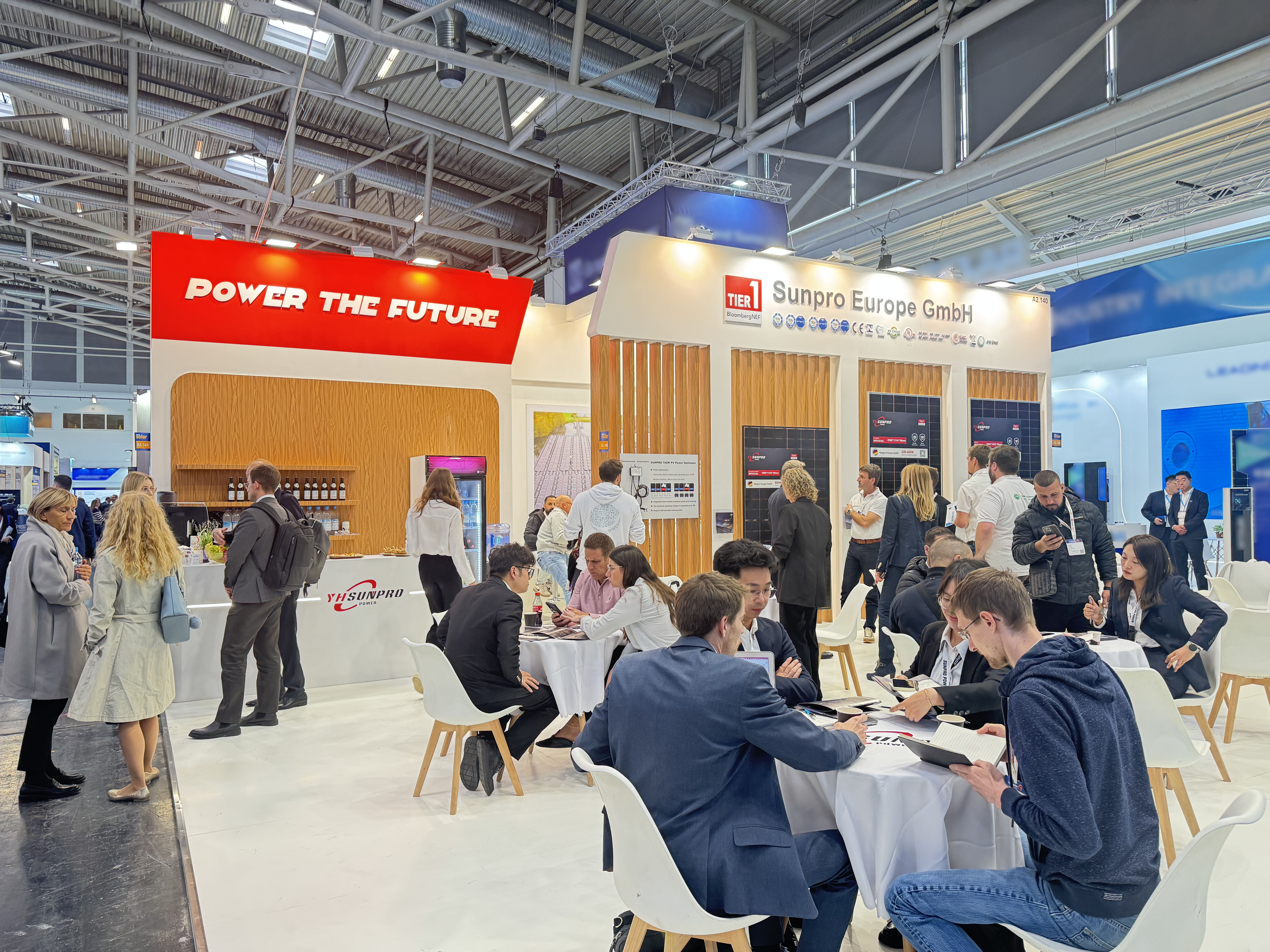 ¡Concluido con éxito! SunPro Power brilla en Intersolar Europe, desencadenando una ola de energía inteligente